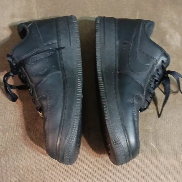 Nike Air force -1 82 black leather sneakers